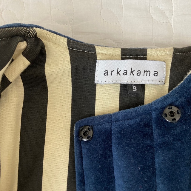 こどもビームス(コドモビームス)のarkakama ダウンコート キッズ/ベビー/マタニティのキッズ服男の子用(90cm~)(コート)の商品写真