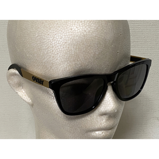 Oakley(オークリー)のサングラス/オークリー/Frogskins/ミックス/ゴールド/PRIZM/箱付 メンズのファッション小物(サングラス/メガネ)の商品写真