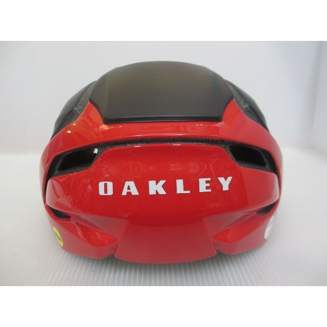 Oakley(オークリー)のOAKLEY ヘルメット ARO5 ( エアロ ファイブ )　M54-58cm スポーツ/アウトドアの自転車(ウエア)の商品写真