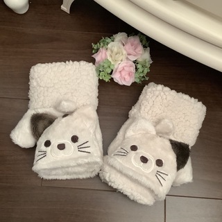 ❤️可愛い猫ちゃん手袋❤️２WEY❤️3990円→2990さらに❤️レディース(その他)