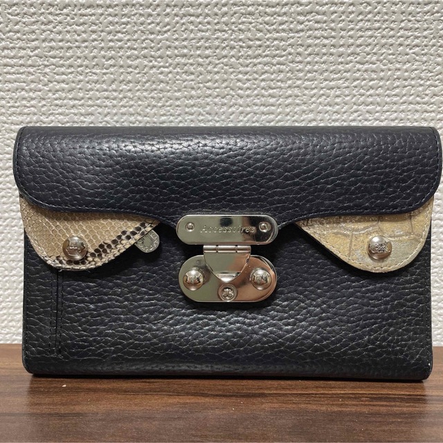 未使用 ADMJ アクセソワ 長財布 ターンロック 03-23043008 - www