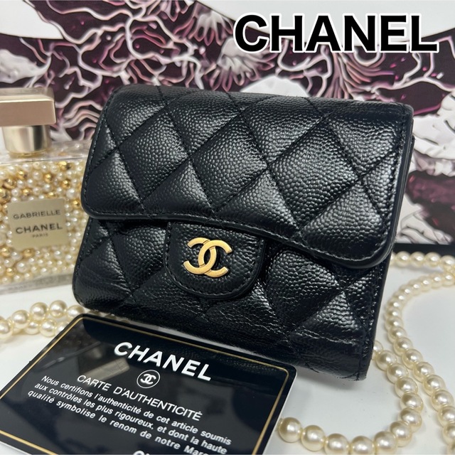 CHANEL シャネル キャビアスキン マトラッセ 三つ折り財布 ウォレット-