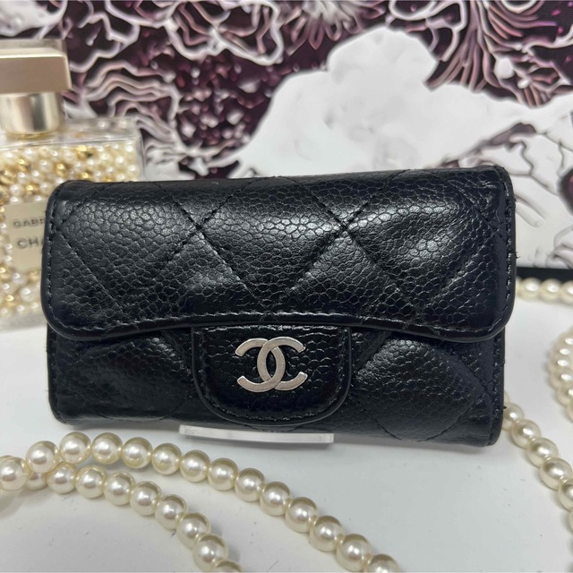 CHANEL(シャネル)のCHANEL シャネル マトラッセ キャビアスキン 6連キーケース ポケット レディースのファッション小物(キーケース)の商品写真