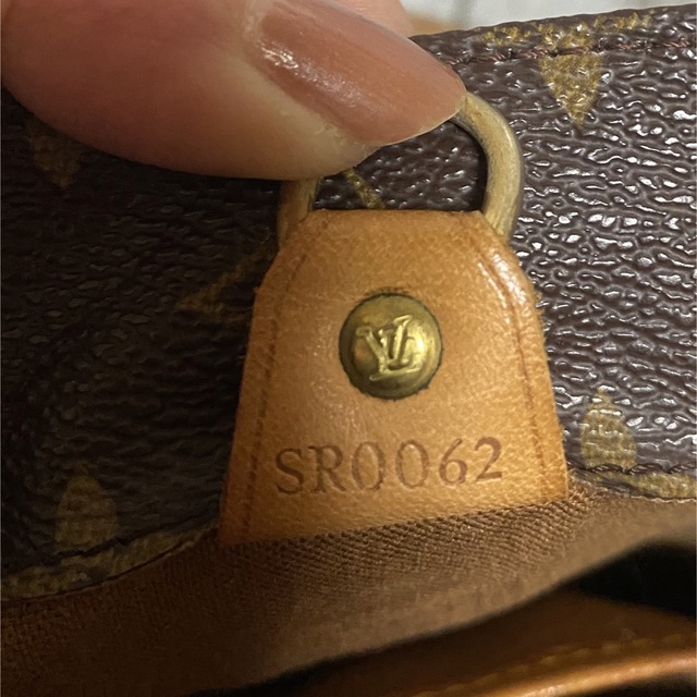 LOUIS VUITTON(ルイヴィトン)のルイヴィトン  ヴァヴァンGM レディースのバッグ(トートバッグ)の商品写真