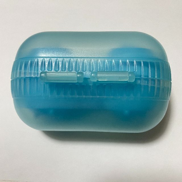 TupperwareBrands(タッパーウェア)の【新品未使用】Tupperware ツインエッグケース（2色セット）送料無料 インテリア/住まい/日用品のキッチン/食器(容器)の商品写真