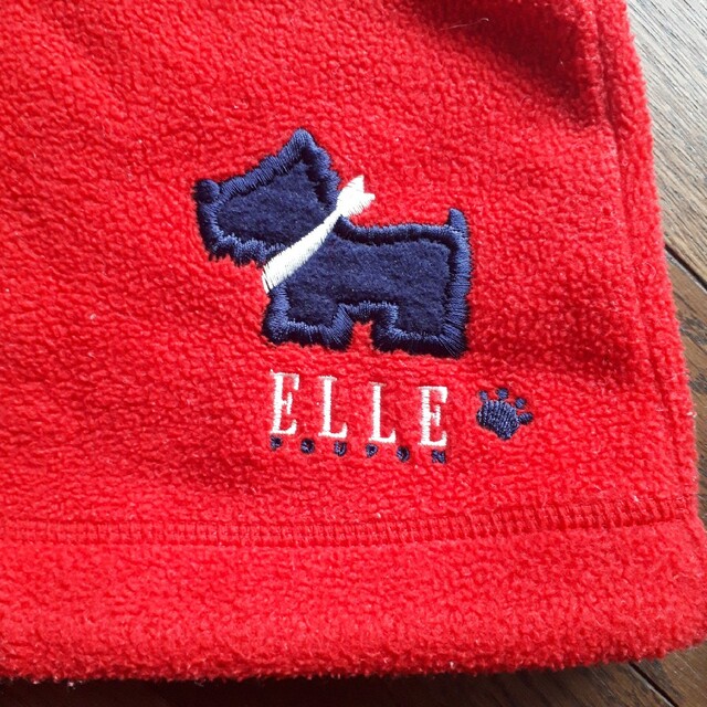 ELLE(エル)のELLE フリース パーカー ベスト 80 エル 赤 防寒 キッズ/ベビー/マタニティのベビー服(~85cm)(その他)の商品写真