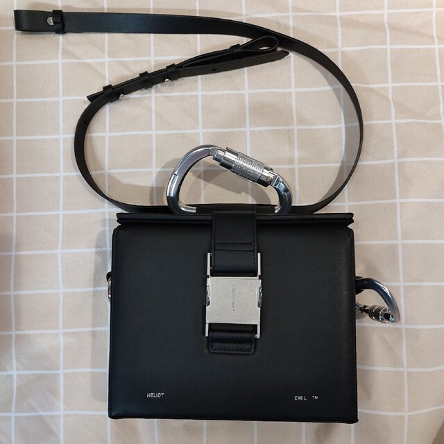 マルチボーダーシリーズ HELIOT EMIL CarabinerBox Bag ショルダー