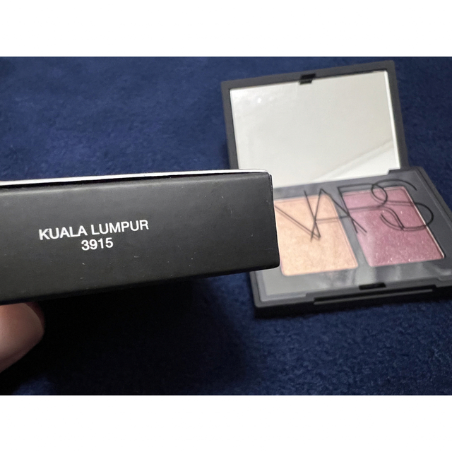 NARS(ナーズ)の新品 NARS アイシャドウ3915 ローズゴールド/ゴールデンブラックベリー コスメ/美容のベースメイク/化粧品(アイシャドウ)の商品写真