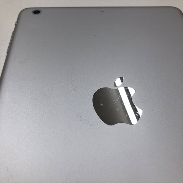 iPad(アイパッド)のiPad mini2 Wi-Fiモデル 32GB   Apple スマホ/家電/カメラのPC/タブレット(タブレット)の商品写真