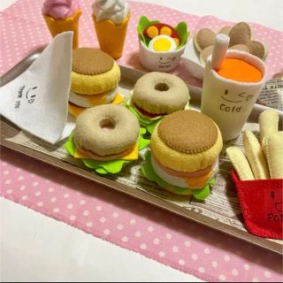 【受注製作】朝バーガーセット　フェルトおままごと(おもちゃ/雑貨)