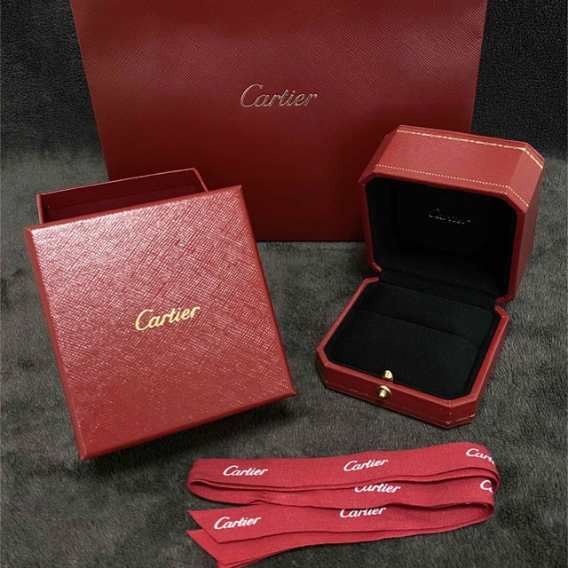 Cartier(カルティエ)のカルティエ Cartier リングケース 指輪 空箱 リボン ショッパー レディースのバッグ(ショップ袋)の商品写真