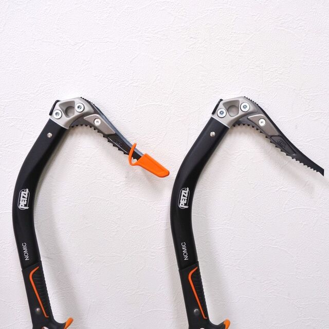未使用 ペツル PETZL NOMIC ノミック U021AA00 アイスアックス ピッケル アックス クライミング アウトドア