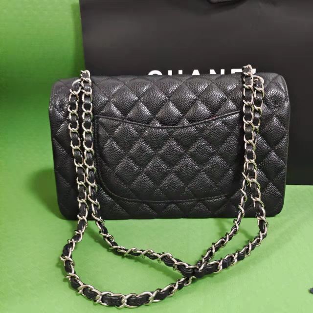 CHANEL マトラッセ 25 キャビアスキン 黒 CHANEL マトラッセ 25 キャビアスキン 黒