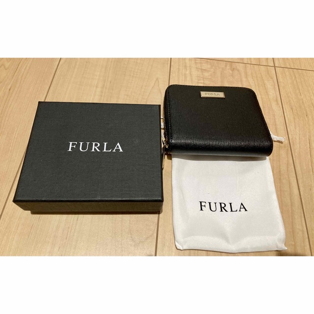 FURLA ミニウォレット