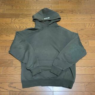 フィアオブゴッド(FEAR OF GOD)のFOG Fear Of God essentials パーカー フーディ カーキ(パーカー)