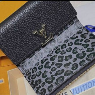 ルイヴィトン(LOUIS VUITTON)のルイヴィトン　限定　新品同様　ポルトフォイユカプシーヌ (財布)