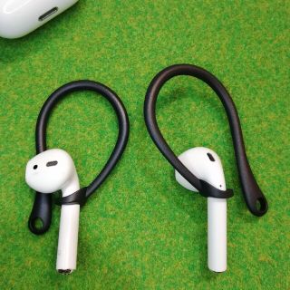 アップル(Apple)のAirPods イヤホン対応イヤーフック (黒)(ヘッドフォン/イヤフォン)