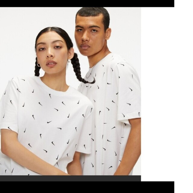 NIKE(ナイキ)の定価4070円‼️NIKE スウッシュグラフィックT/白/XL/新品 メンズのトップス(Tシャツ/カットソー(半袖/袖なし))の商品写真