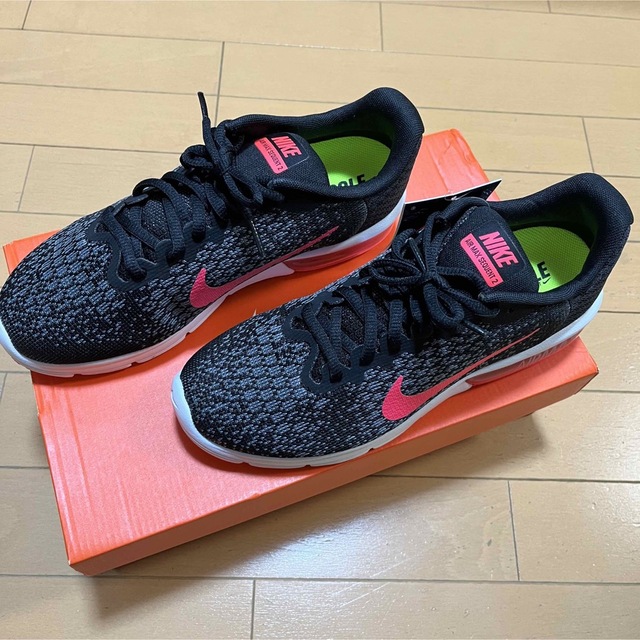 NIKE(ナイキ)のゆう様専用NIKE  AIR MAX  SEQUENT ウィメンズ24.5ナイキ レディースの靴/シューズ(スニーカー)の商品写真