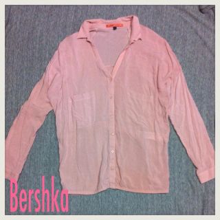 ベルシュカ(Bershka)のBershka サーモンピンクてろシャツ(シャツ/ブラウス(長袖/七分))