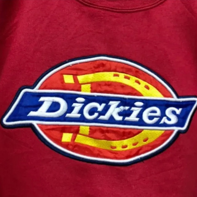 Dickies(ディッキーズ)の希少 デッキーズ☆ビッグ ロゴ 刺繍 レッド スエット Mサイズ メンズのトップス(スウェット)の商品写真