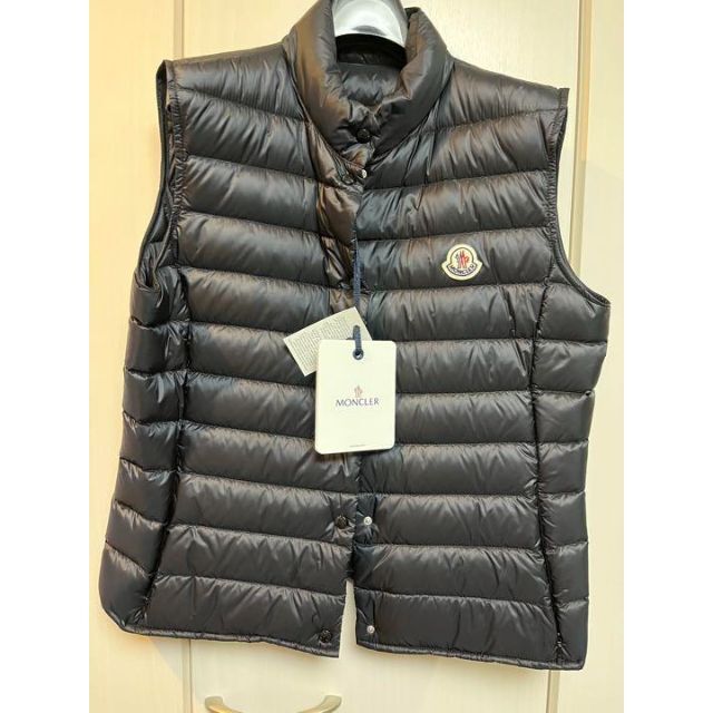定期入れの MONCLER - モンクレールLIANE GILET TG3新品 ダウンベスト