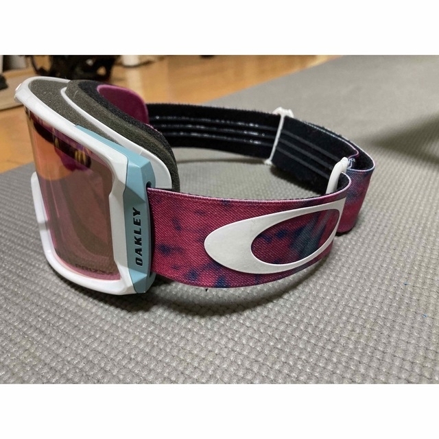 Oakley(オークリー)のオークリー　ゴーグル　ラインマイナー スポーツ/アウトドアのスノーボード(アクセサリー)の商品写真