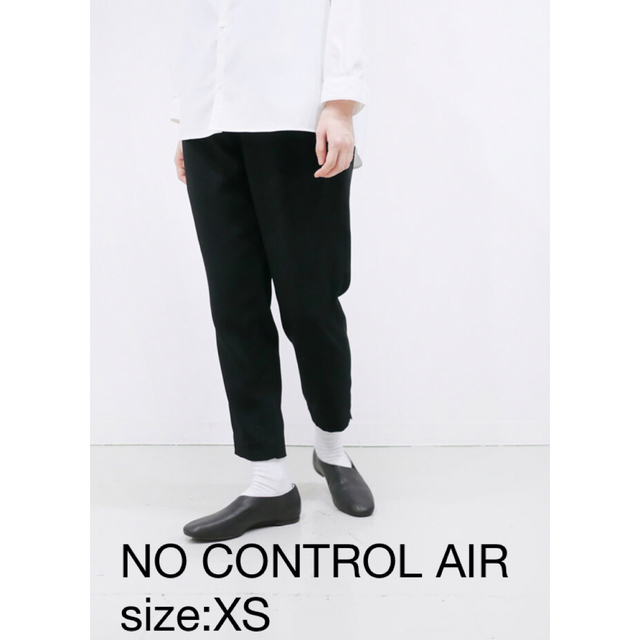 美品！NO CONTROL AIR ノーコントロールエアー テーパードパンツ 黒-