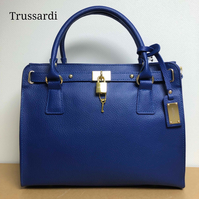 ブルー系Trussardi    ショルダーバッグ/ハンドバッグ【訳あり新品】