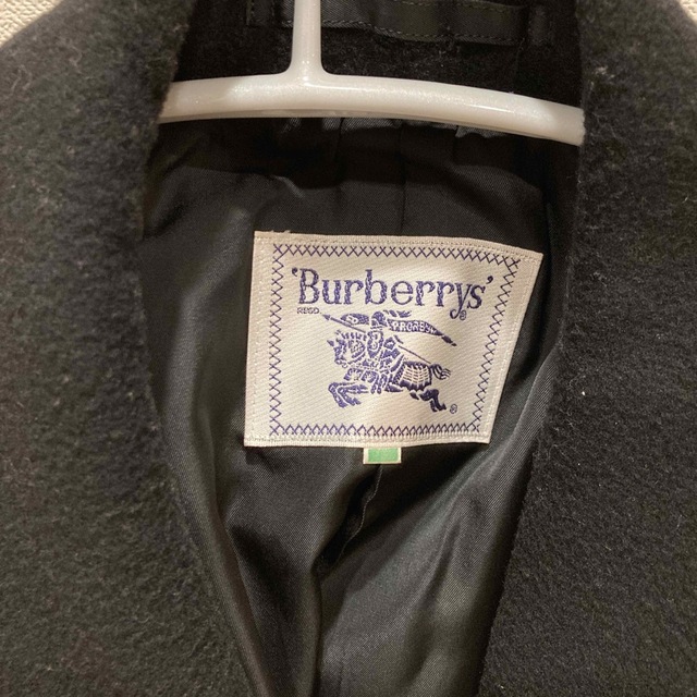 BURBERRY(バーバリー)のバーバリー　Burberrys チェスターコート　ブラック メンズのジャケット/アウター(チェスターコート)の商品写真