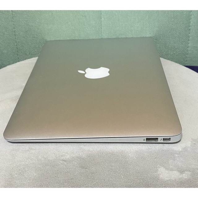 MacBook Air 11inch i5 4GB 128GB 2015