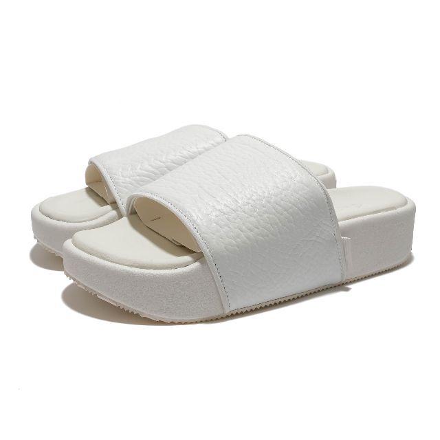 Y-3(ワイスリー)の新品 Y-3 SLIDES ホワイト サンダル UK9 メンズの靴/シューズ(サンダル)の商品写真