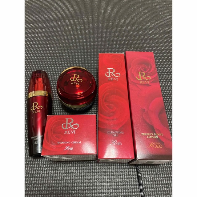 revi ルヴィ 化粧品セット