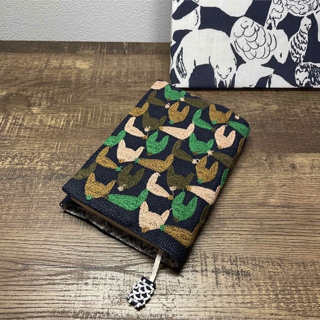 ミナペルホネン ハンドメイド ブックカバー 文庫本用 repo surubim.pe ...