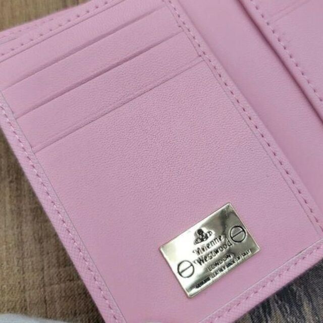 ✨新品 翌日発送✨ヴィヴィアンウエストウッド 三つ折り財布箱変形 13VV106
