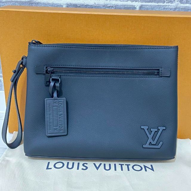 LOUIS VUITTON - LOUIS VUITTON ルイヴィトン ポシェット・IPAD クラッチバック