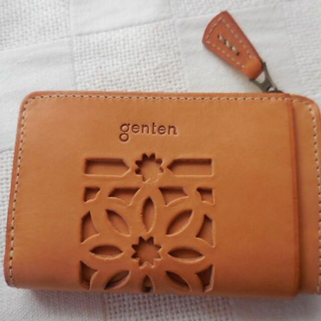 genten(ゲンテン)の新品タグ付  ゲンテン カットワーク コインケース カード ヌメベージュ  レディースのファッション小物(コインケース)の商品写真