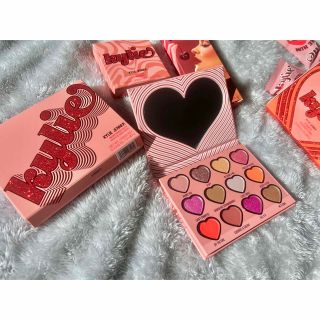 カイリーコスメティックス(Kylie Cosmetics)のKylie Cosmetics Valentine Eyeshadow (アイシャドウ)