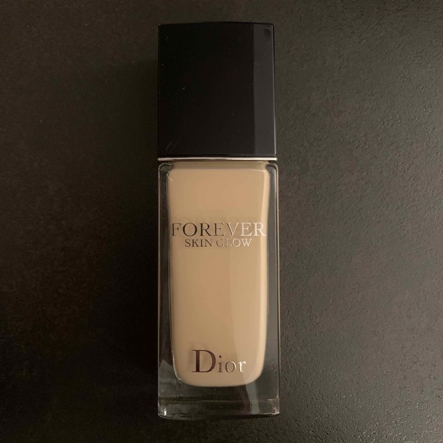 Dior(ディオール)のDIOR ディオールスキン　フォーエヴァーフルイド　グロウ コスメ/美容のベースメイク/化粧品(ファンデーション)の商品写真