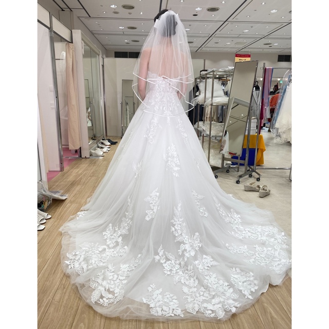 Vera Wang(ヴェラウォン)のもなか様専用 レディースのフォーマル/ドレス(ウェディングドレス)の商品写真