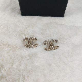 CHANEL - 【エミさま専用】CHANEL ピアス ネックレスセット販売の通販 ...