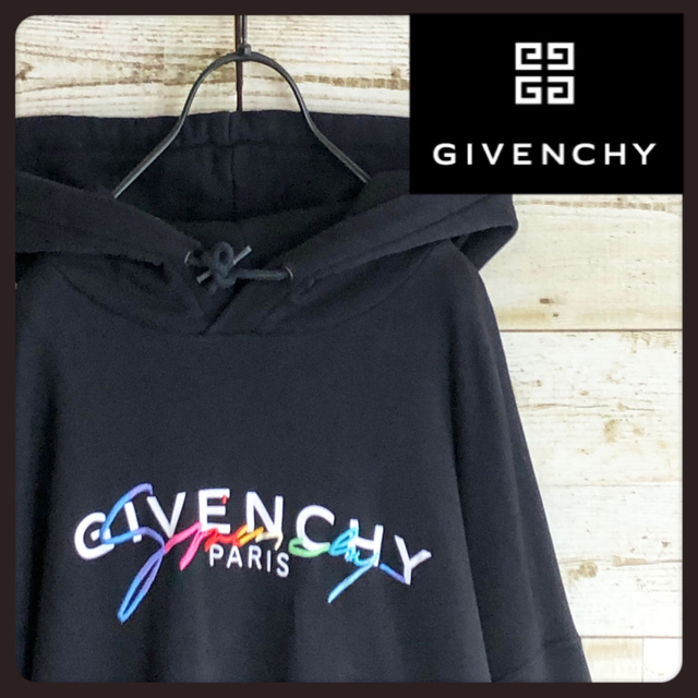 トップスGIVENCY ジバンシー レインボー 立体刺繍 ロゴ入り