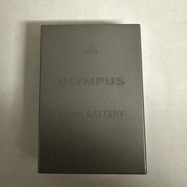 OLYMPUS(オリンパス)のOLYMPUSオリンパス純正品バッテリーBLN-1 スマホ/家電/カメラのスマートフォン/携帯電話(バッテリー/充電器)の商品写真