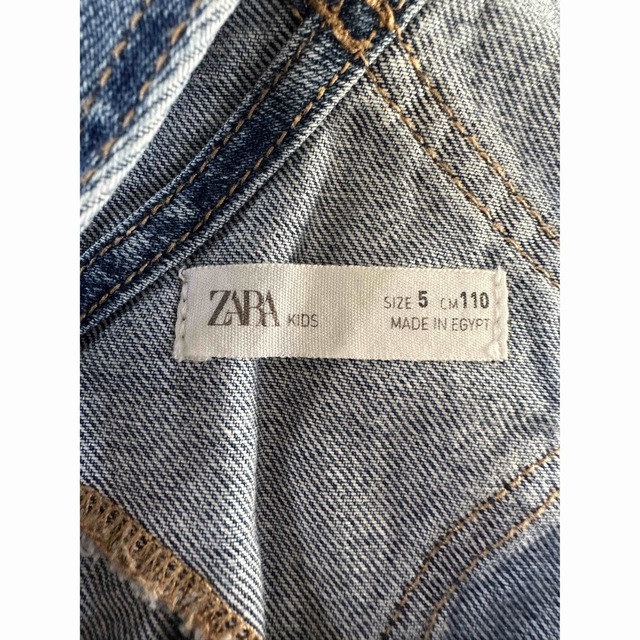 ZARA KIDS(ザラキッズ)のZARA デニムワンピース　サロペットスカート110サイズ キッズ/ベビー/マタニティのキッズ服女の子用(90cm~)(ワンピース)の商品写真