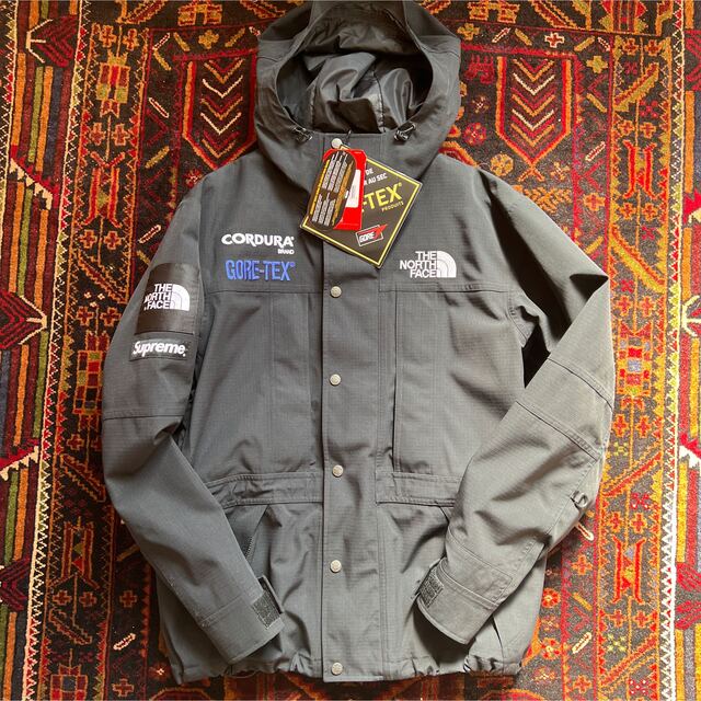 シュプリーム × ザノースフェイス  expedition jacket