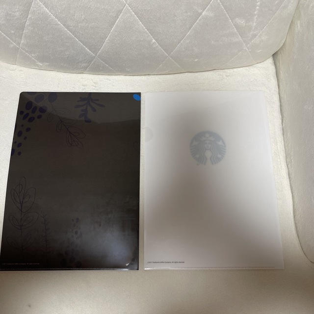 Starbucks Coffee(スターバックスコーヒー)のSTARBUCKS スターバックス クリアファイル ４枚 セット エンタメ/ホビーのコレクション(ノベルティグッズ)の商品写真