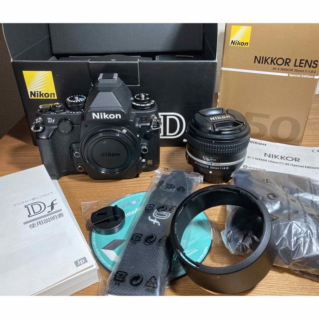 Nikon(ニコン)のNikon Df ブラックボディ 50mm f1.8G スペシャルEDセット スマホ/家電/カメラのカメラ(デジタル一眼)の商品写真