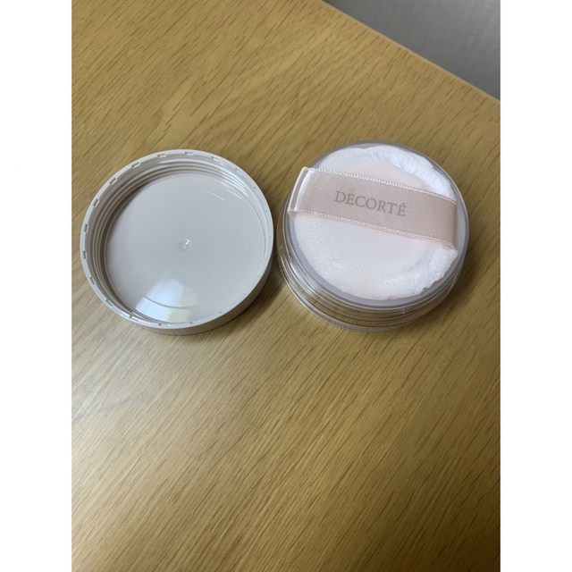 COSME DECORTE(コスメデコルテ)のコスメデコルテ　フェイスパウダー02 nude beige 5g コスメ/美容のベースメイク/化粧品(フェイスパウダー)の商品写真