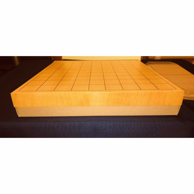 ★新品★高級将棋盤・本榧・卓上一寸将棋盤・太刀盛り(特上柾目4枚継ぎ)本榧駒台付