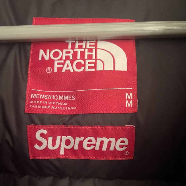 Supreme(シュプリーム)の新品タグ付 M NORTHFACE supreme バルトロ サミットシリーズ  メンズのジャケット/アウター(ダウンジャケット)の商品写真